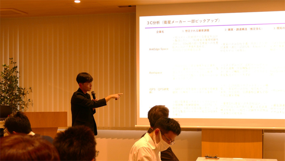 ゼロワンブースターによる講義・ワークショップの様子